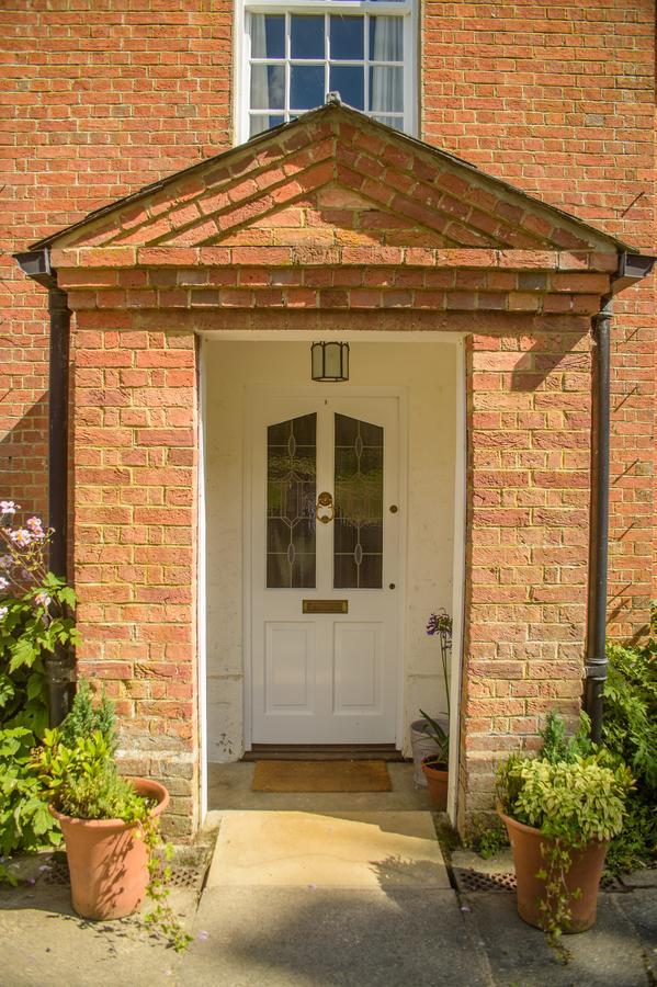 All Hallows Farmhouse Hotel Wimborne Saint Giles Buitenkant foto