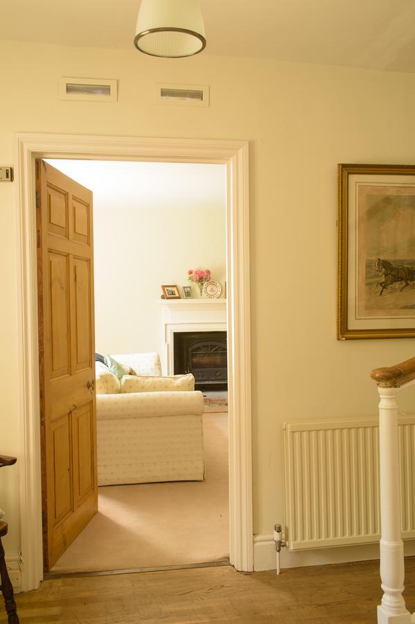 All Hallows Farmhouse Hotel Wimborne Saint Giles Buitenkant foto