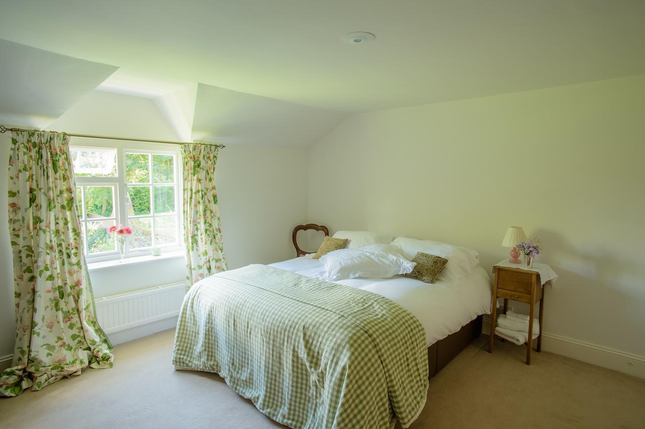 All Hallows Farmhouse Hotel Wimborne Saint Giles Buitenkant foto